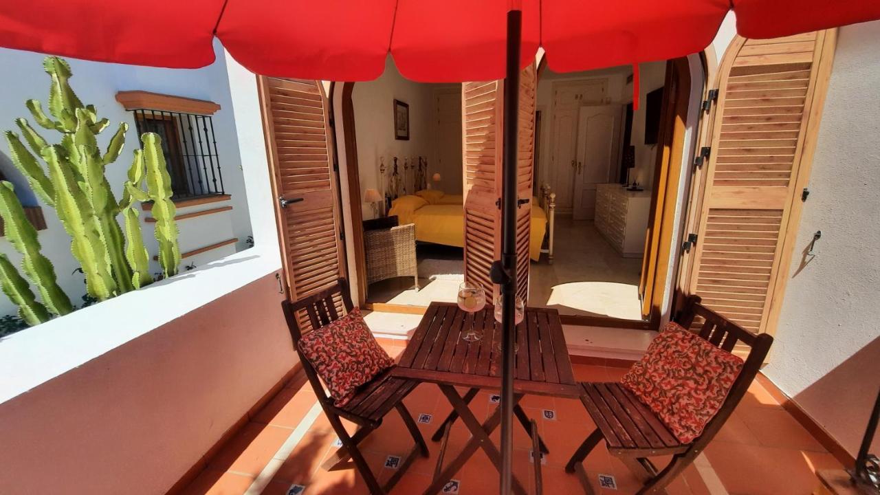 Loma Del Rey 56 - Casa Primera Linea De Mar La La Alcaidesa Exterior photo